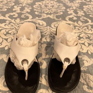 Women leather sandles